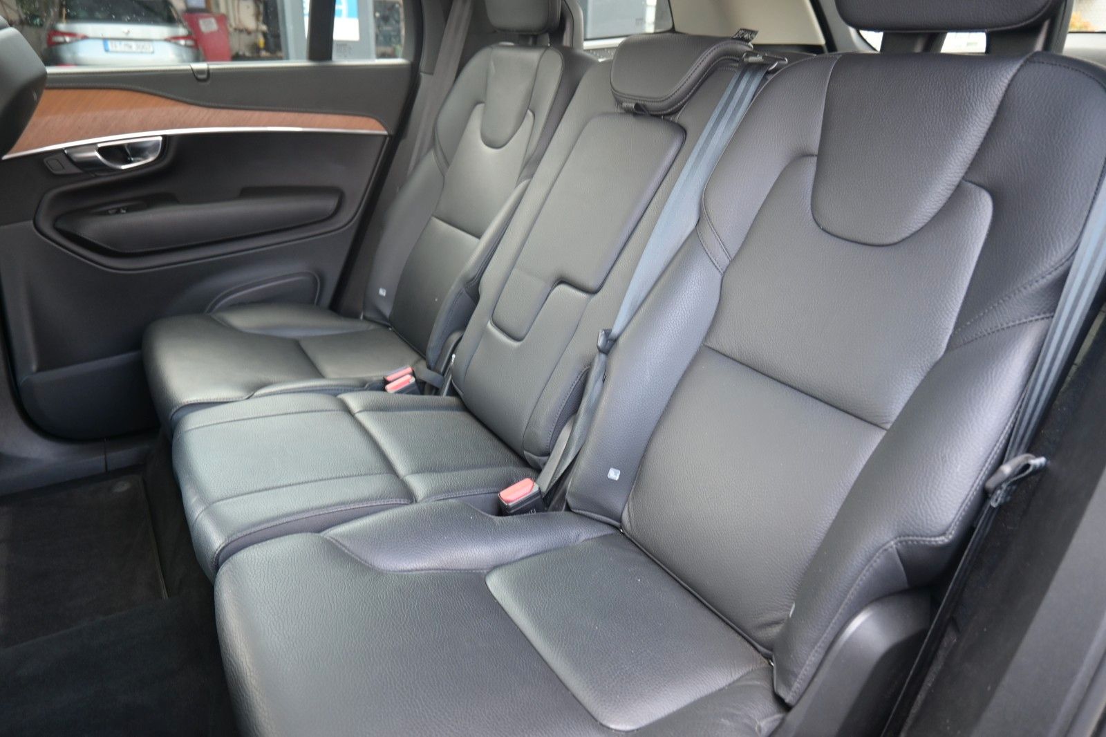 Fahrzeugabbildung Volvo XC90 B5 Inscrip. AWD*LUFT*H&K*ACC*NAV*STDHZG*RFK