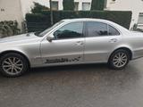 Mercedes-Benz Mercedes E240 W211 | Gepflegt - Mercedes-Benz E 240 in Dortmund
