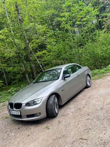 BMW 320i Cabrio -