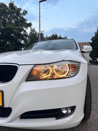 BMW 318 - 4