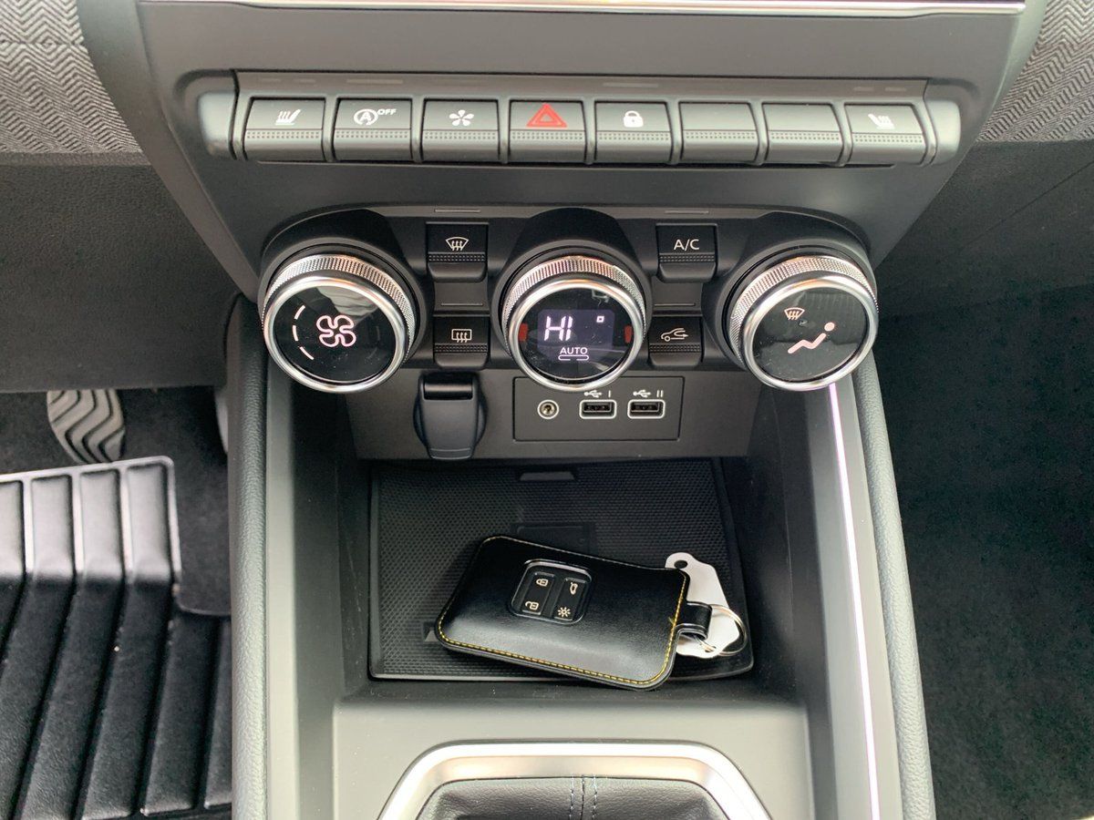 Renault Clio - Bild 18