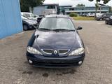 Renault Megane Grandtour RXE 1.6 16V - Renault Megane aus 2000: Kombi