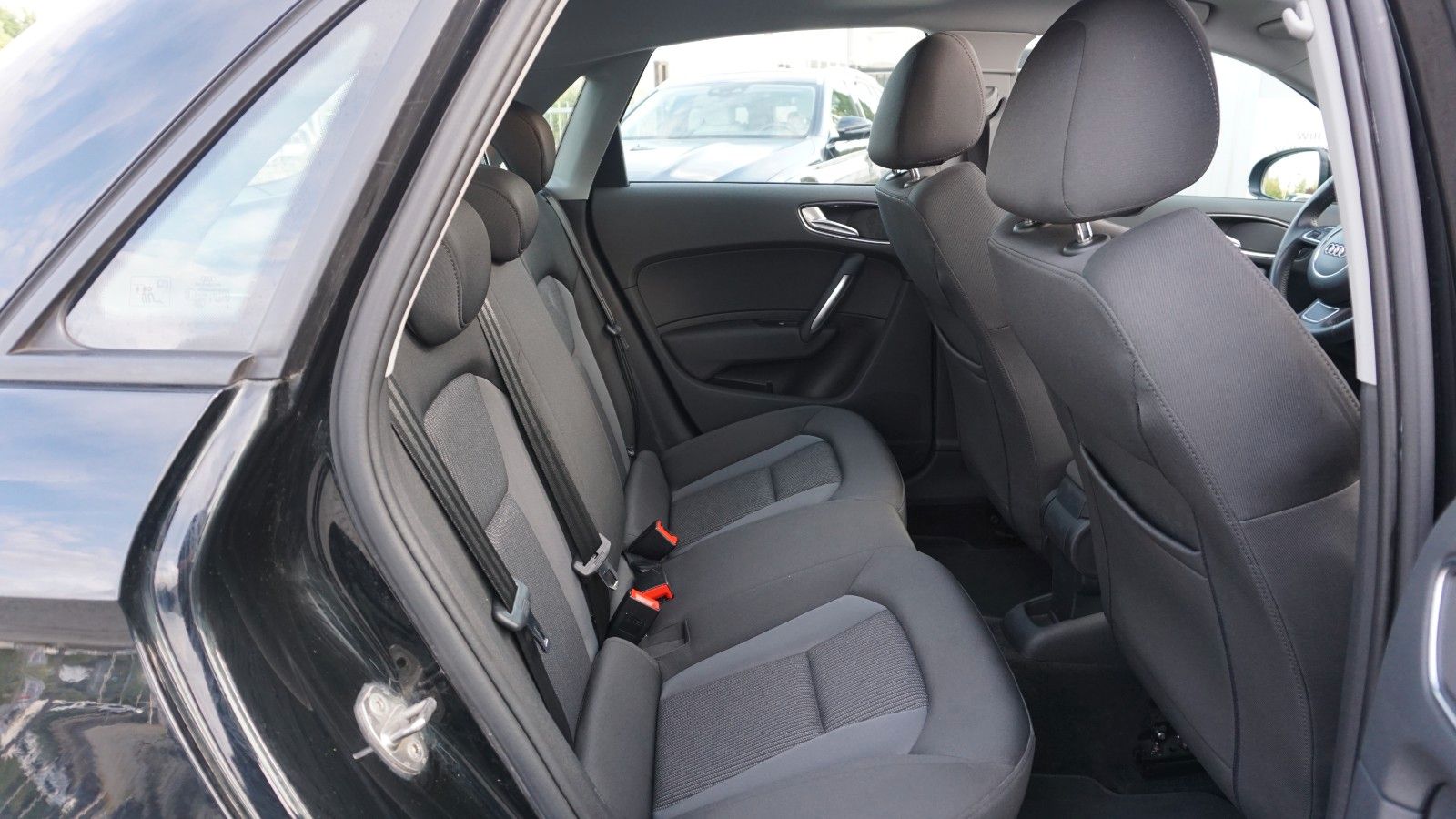 Fahrzeugabbildung Audi A1 Sportback design Xenon, SH, SD, PDC, HU NEU