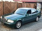 Mercedes-Benz  Mercedes-Benz C 180 (W202)  Brillantes ... - Mercedes-Benz C-Klasse: W202