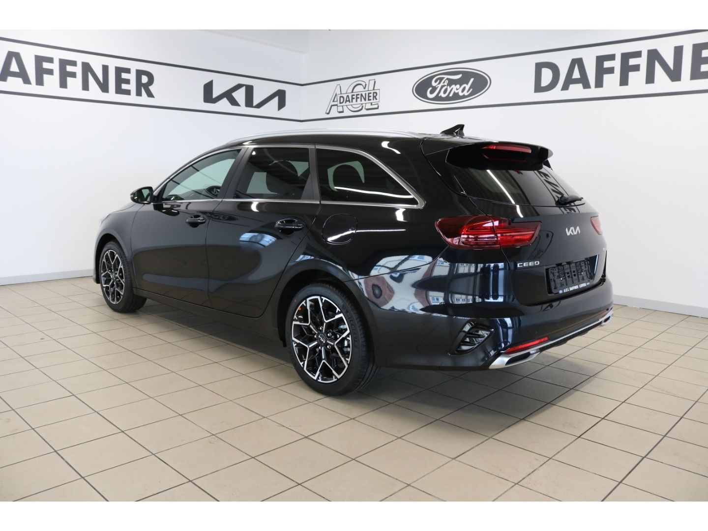 Fahrzeugabbildung Kia Ceed_sw Sportswagon GT Line 1.5 T-GDI EU6e