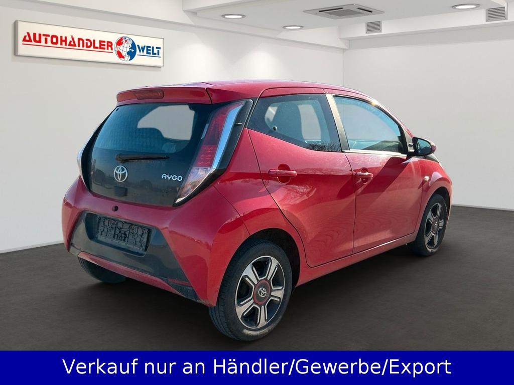 Toyota Aygo (X)