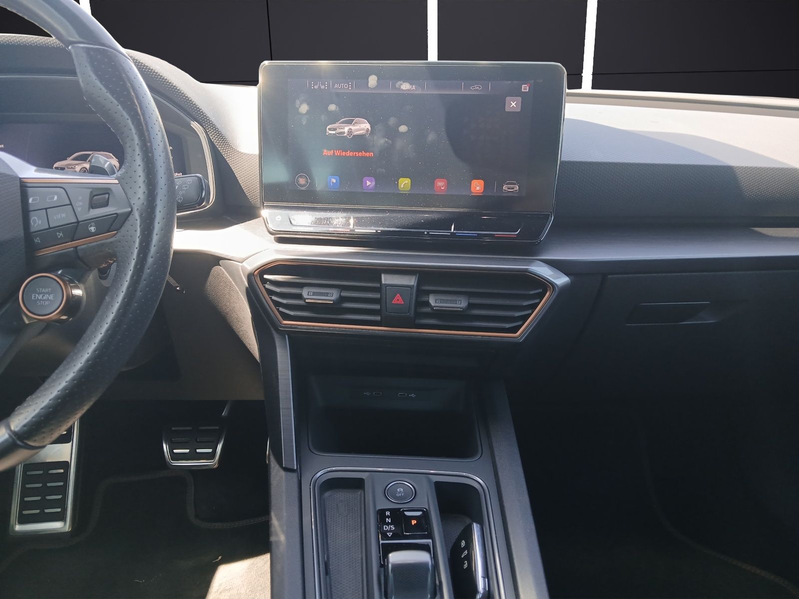 Fahrzeugabbildung CUPRA Leon Sportstourer VZ 4Drive DSG LED Navi ACC RFK