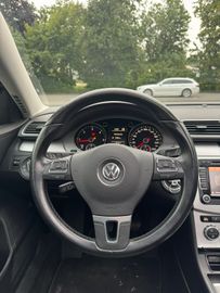 Volkswagen Passat Variant - 12
