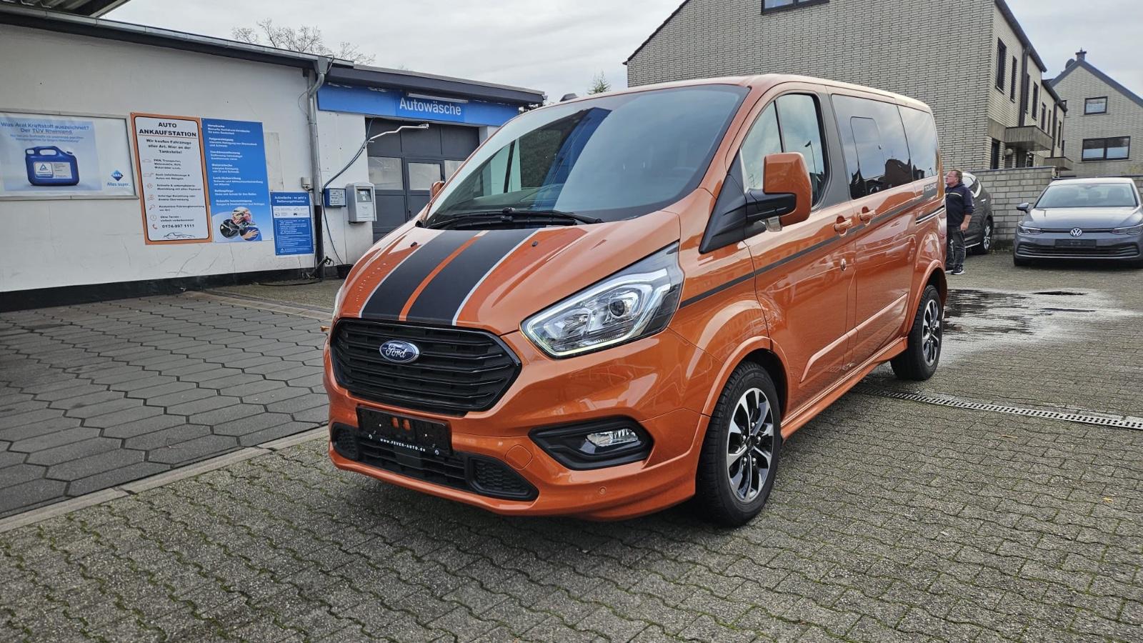 Ford TOURNEO CUSTOM SPORT  8 SITZE VOLLAUSSTATTUNG