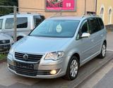 Volkswagen Touran Highline - gebrauchte VW Touran aus dem Jahr 2009