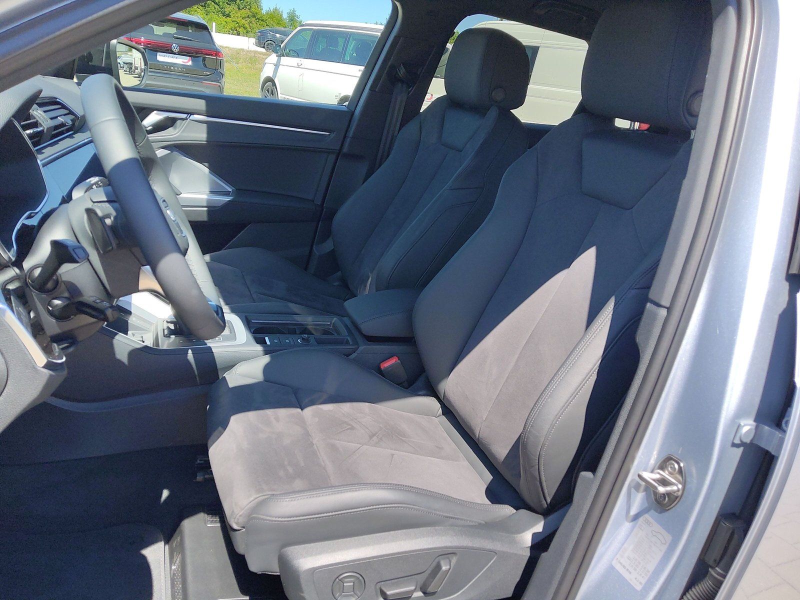 Audi Q3 - Bild 12