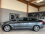 BMW 335i Gran Turismo/HuD/Lenk.heiz./Navi/ACC - mit Benzin-Antrieb: Beheizbares Lenkrad, mit Klimaanlage