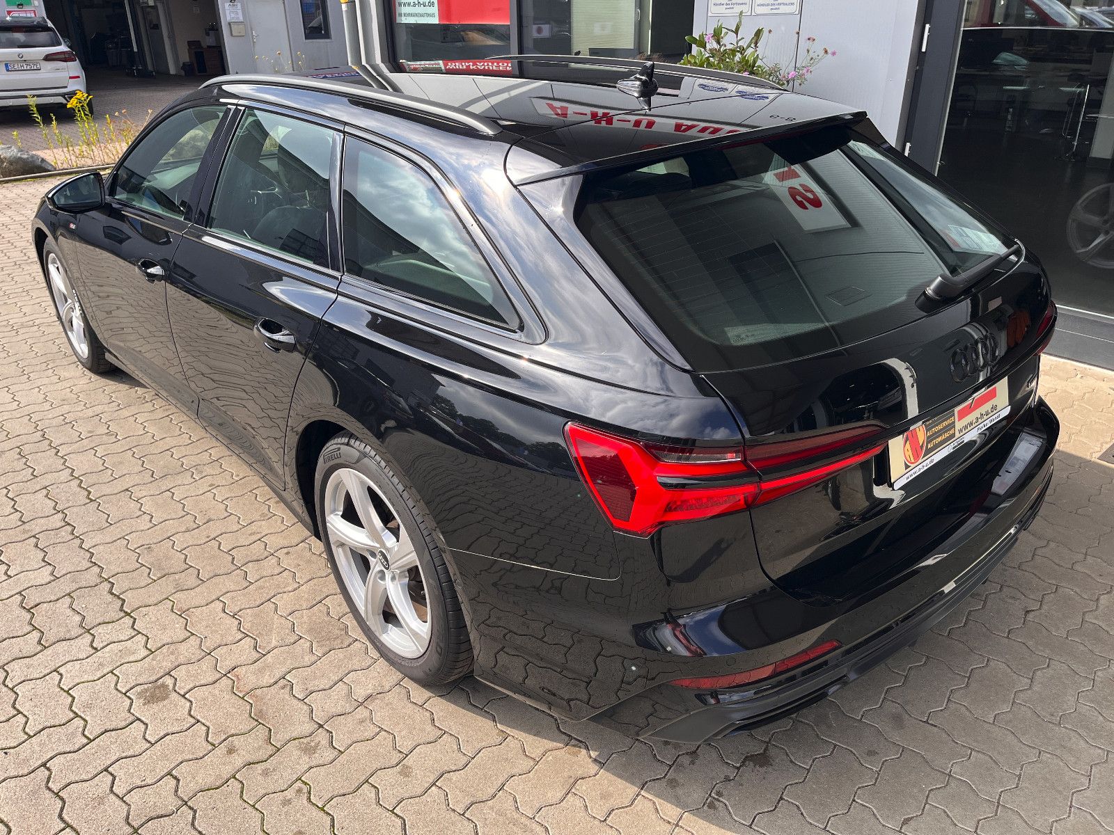 Fahrzeugabbildung Audi A6 Avant 40 TDI quattro sport S-line