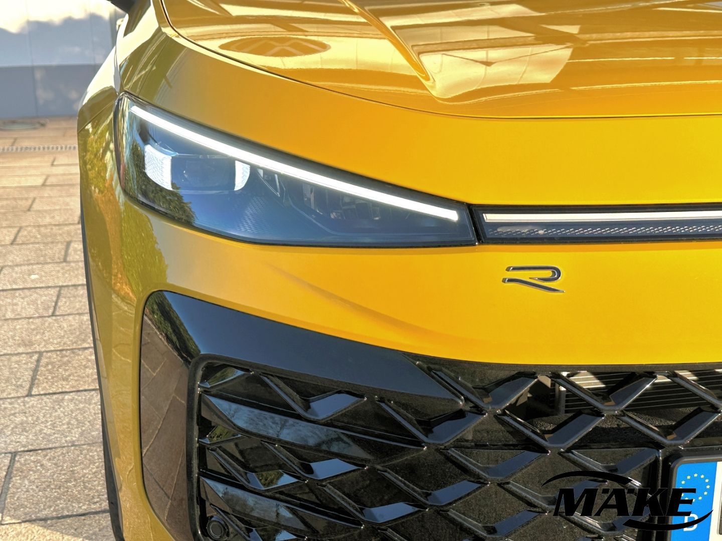 T-Roc R-Line 1.5 eTSI DSG ACC NAVI LED DAB SHZ A