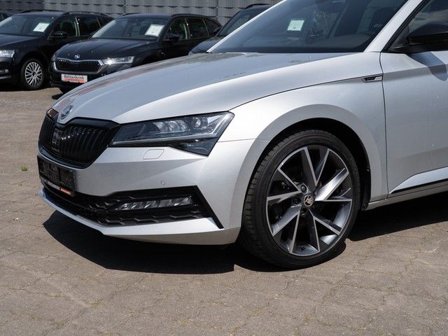 Superb Combi 2.0 TDI Sportline DSG MATRIX+DCC+NA