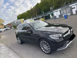 Mercedes-Benz GLC 300 d 4MATIC/VOLL/AMG-LINE/BUSINESS PAKET - Mercedes-Benz GLC 300: Von Privat