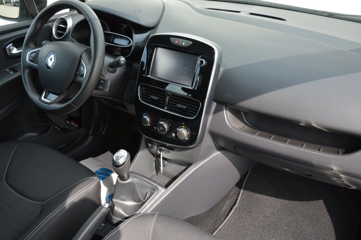 Fahrzeugabbildung Renault Clio IV Ganzjahresreifen Limited