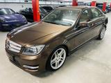 Mercedes-Benz C 300 CDI BlueEfficiency 4Matic AMG Line Xenon - Mercedes-Benz C-Klasse: Blueefficiency