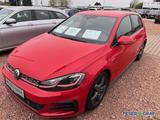 Volkswagen Golf VII 2.0 TSI GTI LED/ACC/Navi/2xPDC - Volkswagen Golf mit Benzin-Antrieb: Rot
