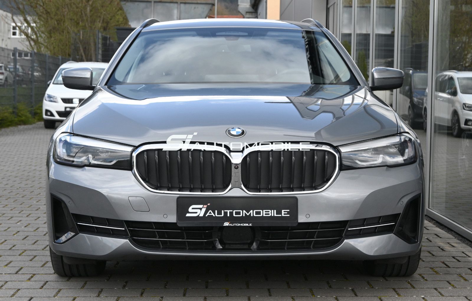 Fahrzeugabbildung BMW 530d xDr. Touring °B&W HIGH-END°UVP 87.900€°360°