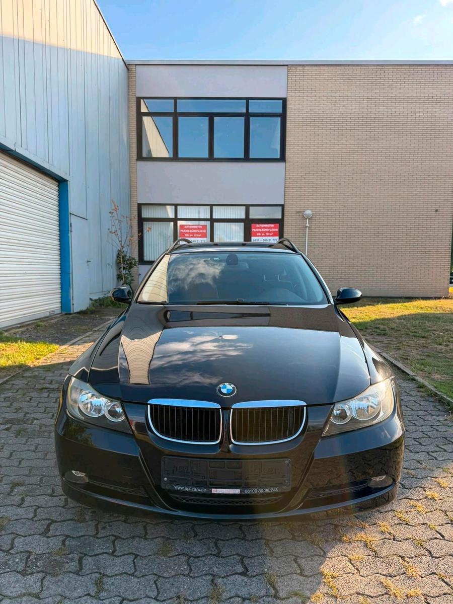 BMW 320