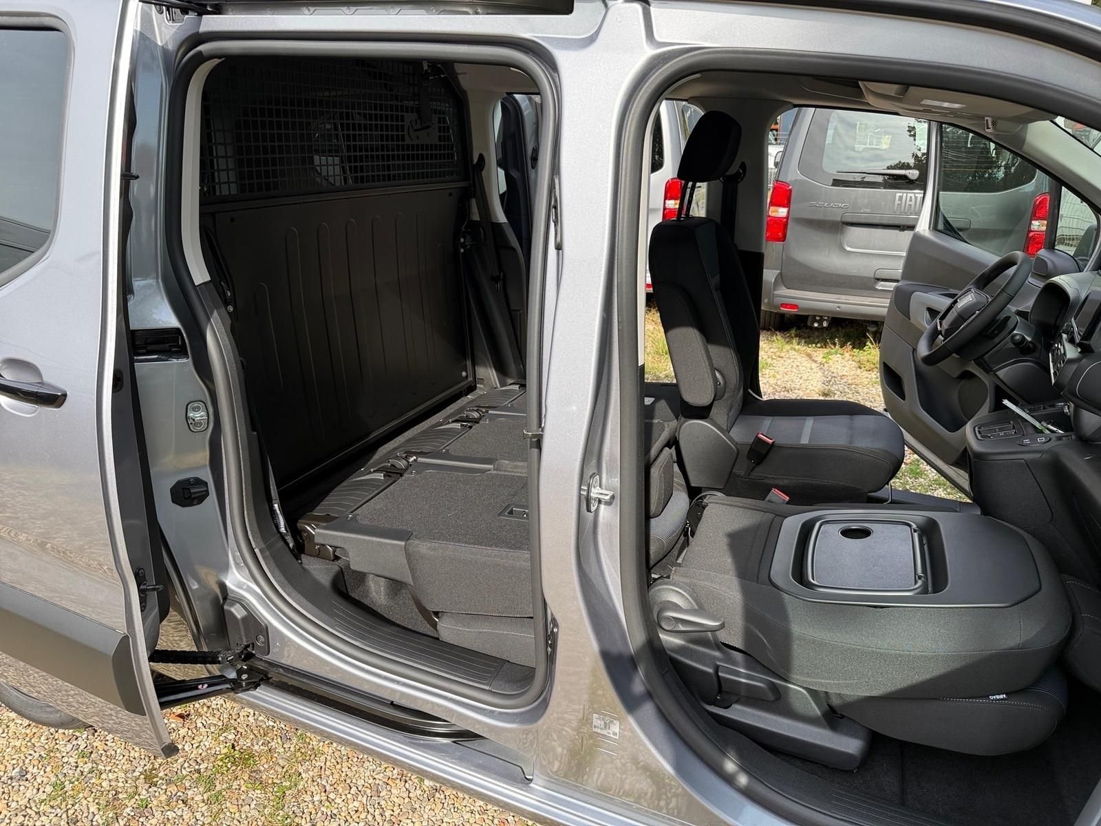 Fahrzeugabbildung Fiat Doblo XL Kombi 130 AT8