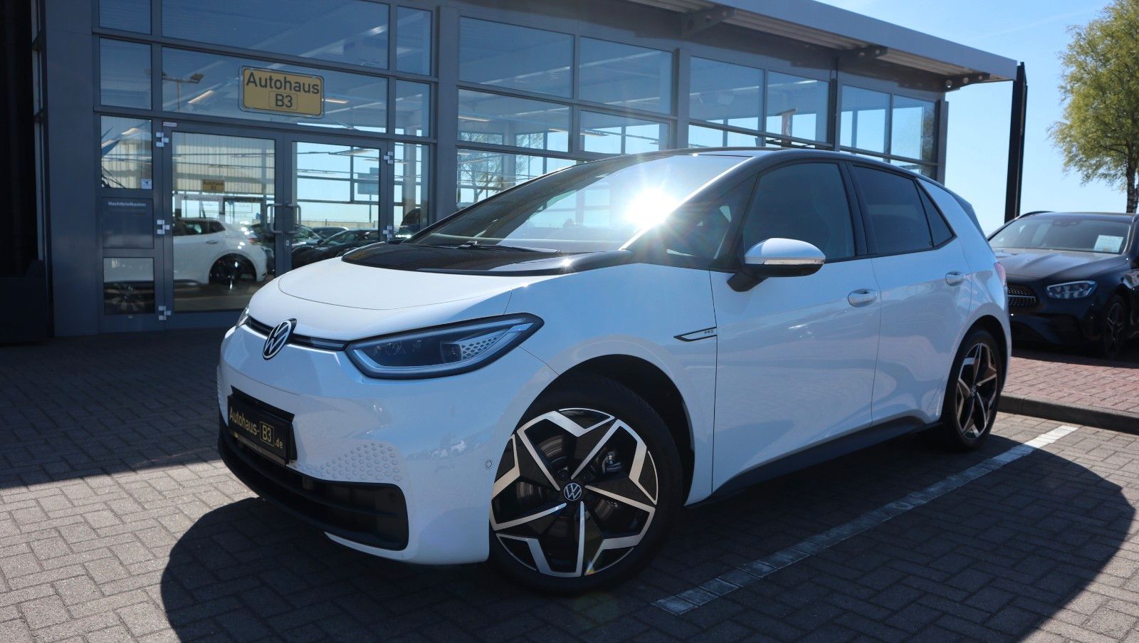 Gebrauchtwagen Volkswagen ID.3 ID.3 Pro Performance 150 kW Navi ACC LED SHZ in Bergen