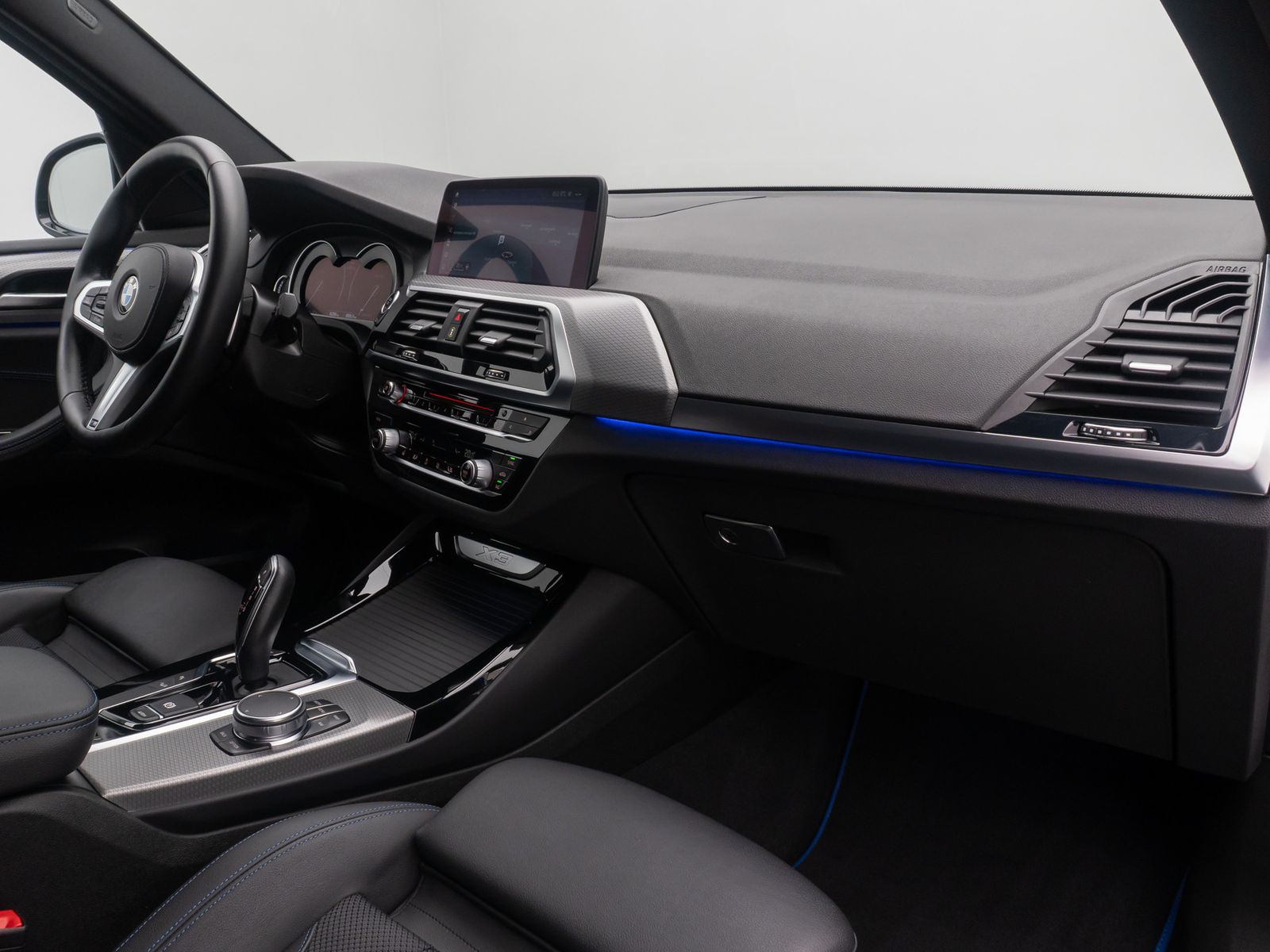 Fahrzeugabbildung BMW X3 xD20d M Sport Alarm HiFi GeschwindigRe 19Zoll