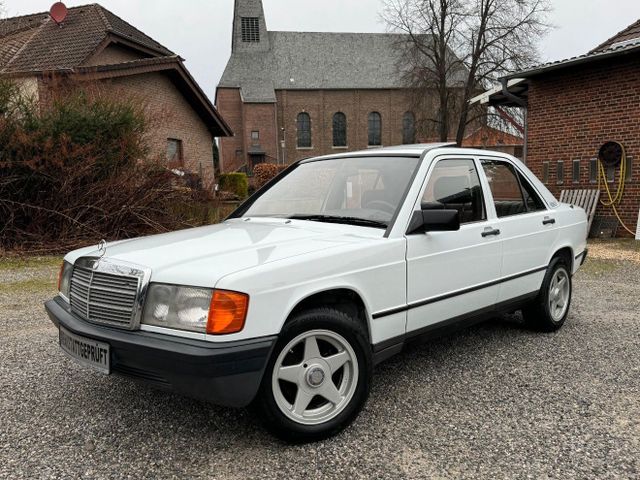 Mercedes-Benz 190E Oldtimer H-Kennzeichen Schiebedach