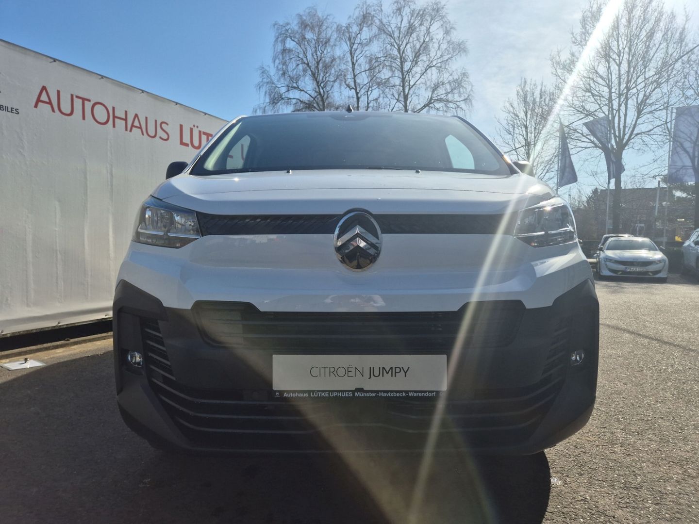 Fahrzeugabbildung Citroën Jumpy KW Standard (L2) 2.0 BlueHDi 145  AHK-abn.