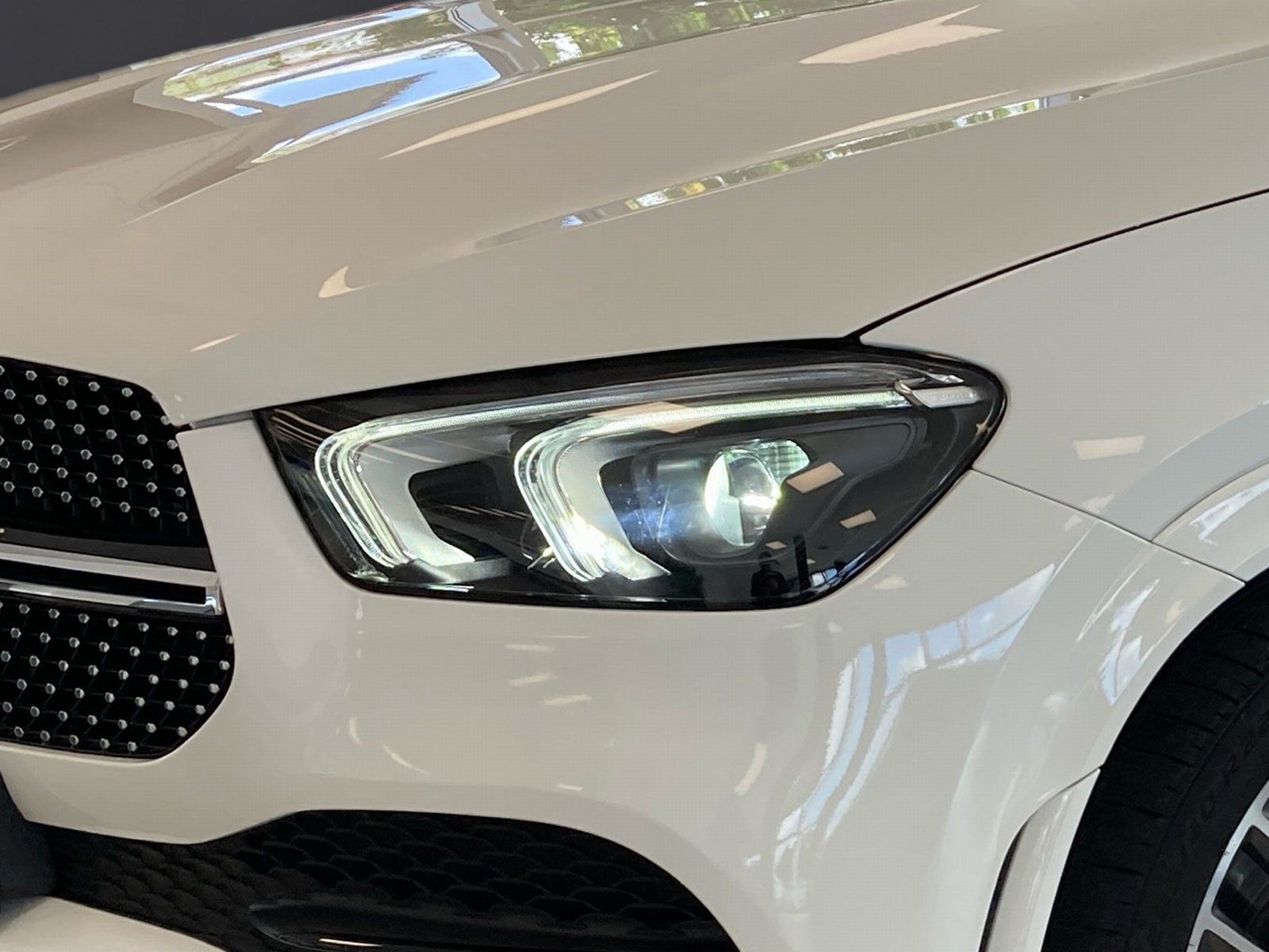 Fahrzeugabbildung Mercedes-Benz GLE 450 AMG 4M*Airmatic*Distro*Pano*HUD*AHK*360°