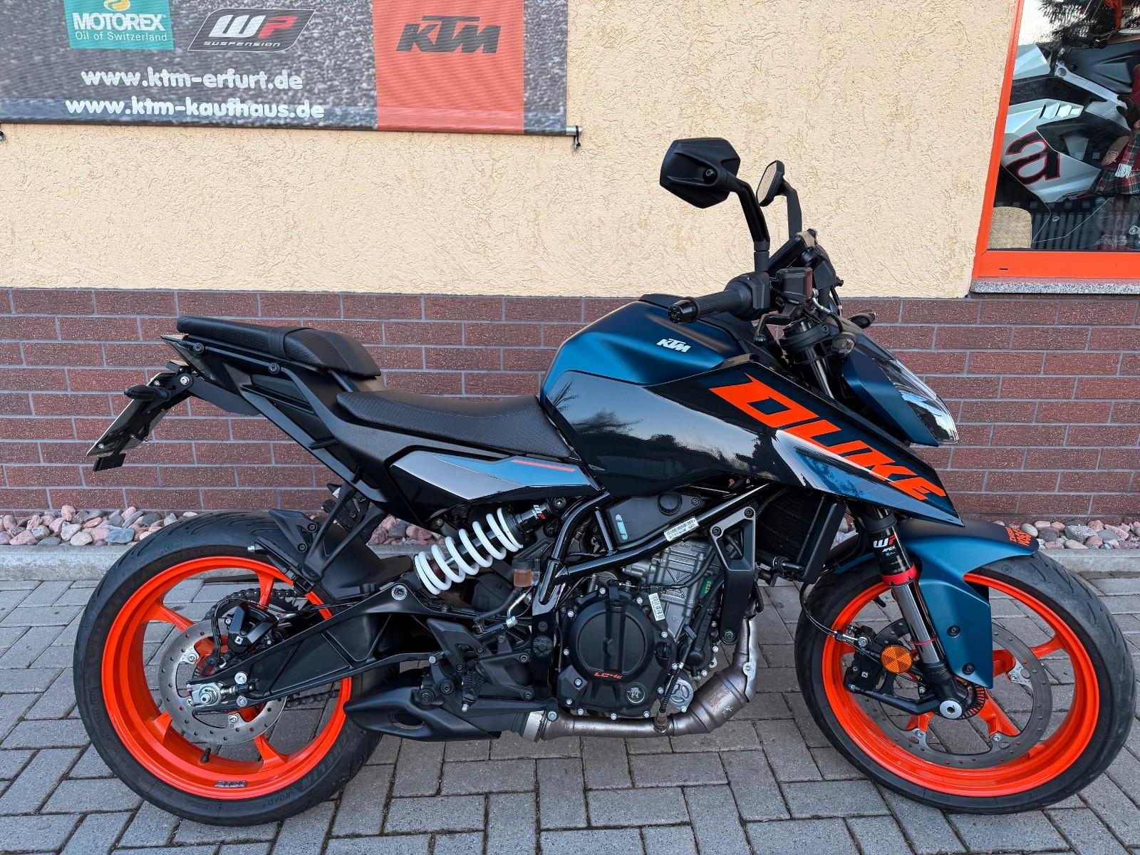 KTM 125 Duke 2025 kurzes Heck und Quickshifter+