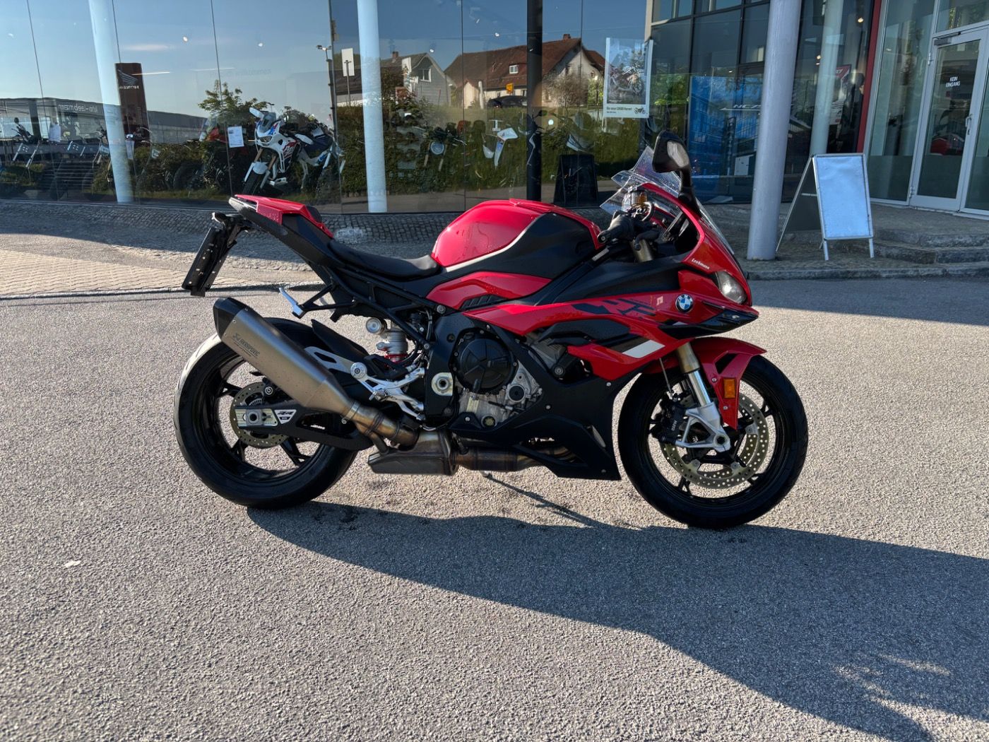 Fahrzeugabbildung BMW S 1000 RR Race- und Dynamikpaket