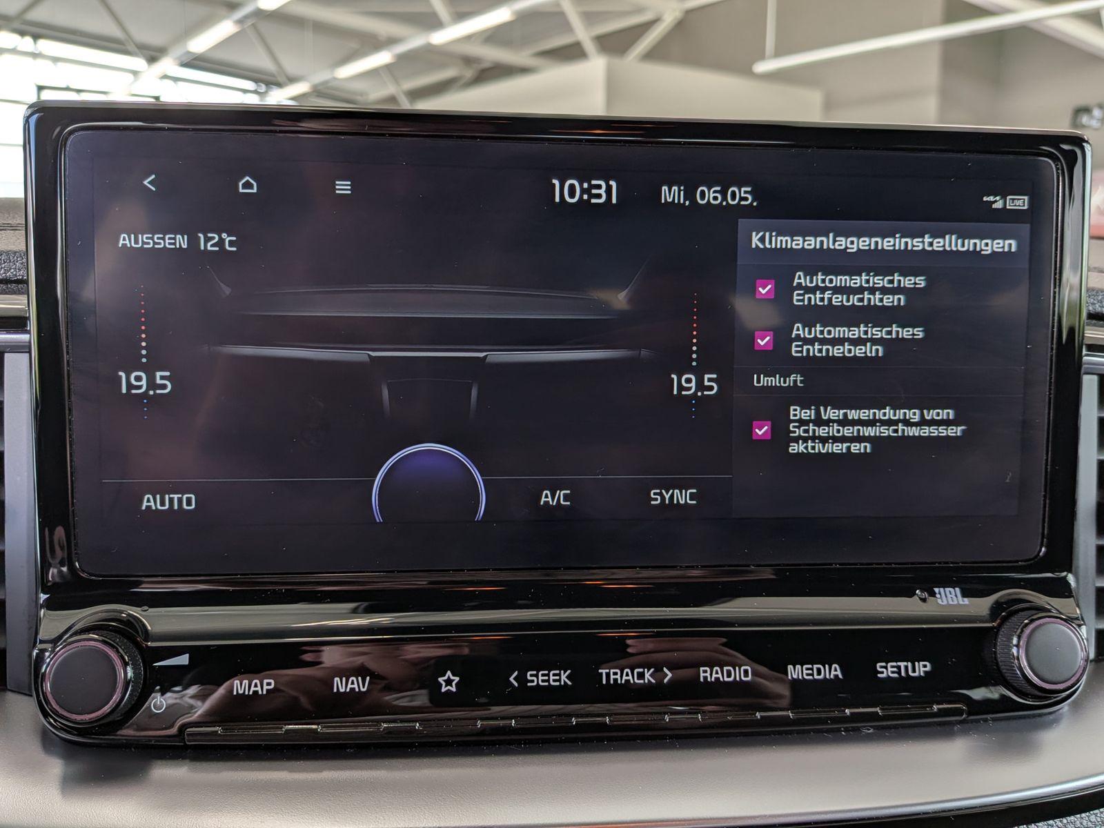 Fahrzeugabbildung Kia cee'd Sportswagon 1.5 DCT GT-Line LED JBL Cam 7J
