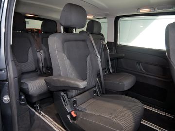 Mercedes V 250 - 6