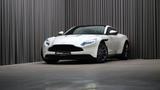 Aston Martin DB11 5.2 V12 AMR w. Power Upgrade - Aston Martin DB11: Sportwagen