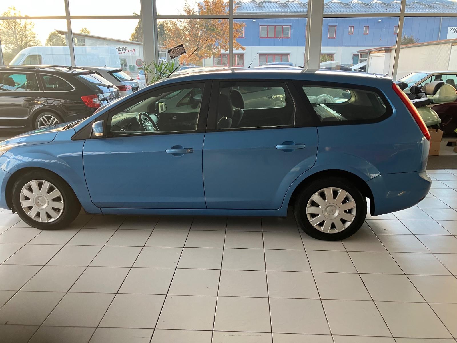 Ford Focus 2009 — photo 10