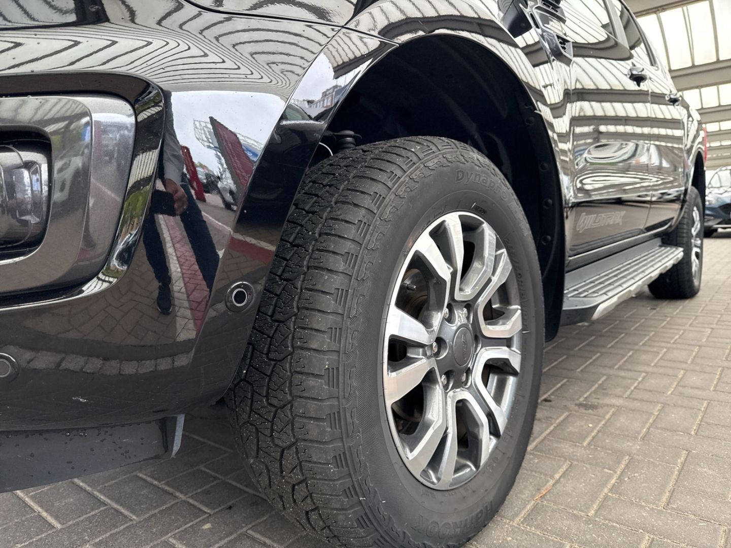Fahrzeugabbildung Ford Ranger Wildtrak DoKa 4x4 AHK Navi Leder LED ACC