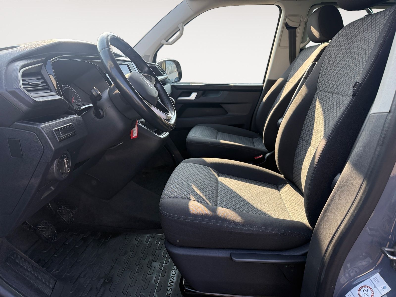 Volkswagen T6 Multivan - Bild 10