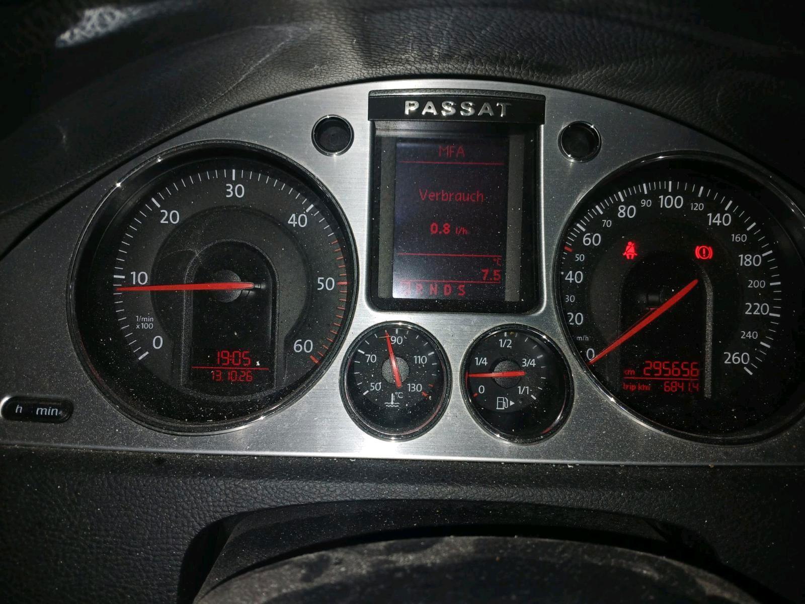 Volkswagen Passat 2005 — photo 7
