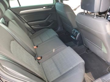 Volkswagen Passat Variant - 6