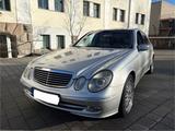 Mercedes-Benz Mercedes E500 Limousine - gebrauchte Mercedes-Benz E 500 aus dem Jahr 2004
