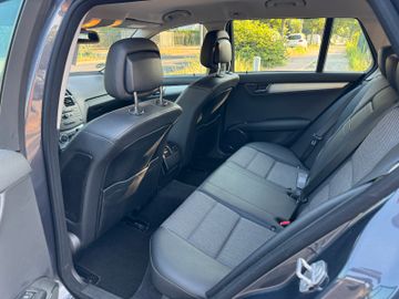 Mercedes C 220 - 12