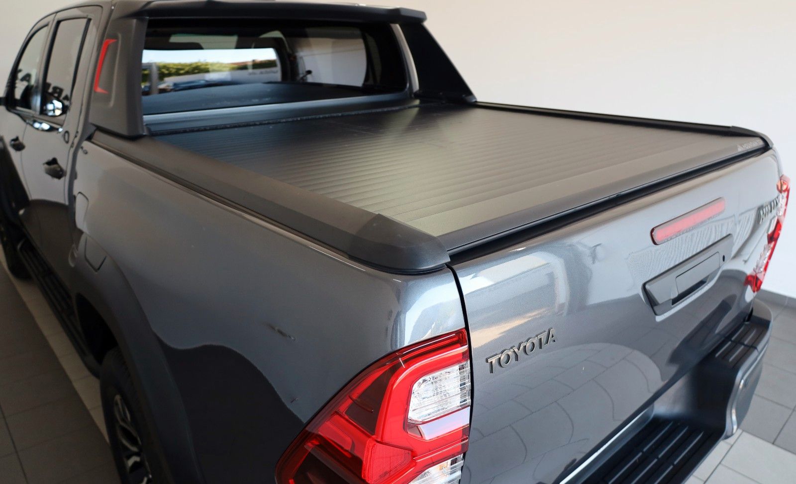 Fahrzeugabbildung Toyota Hilux 2.8 D-4D GR Sport,Alcant,.ACC,Rollo el,AHK