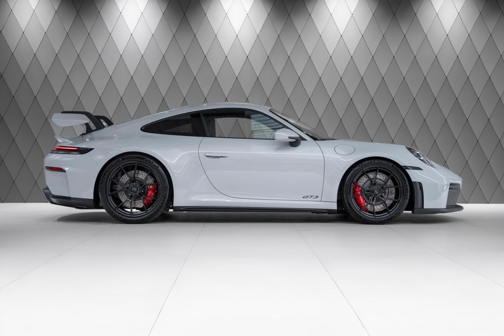 992 GT3 2025 GREY CHRONO LIFT CARBON - Bild 3