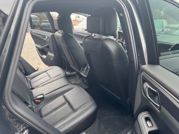 Porsche Macan - 8
