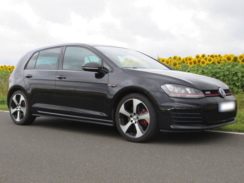 Image of Volkswagen Golf