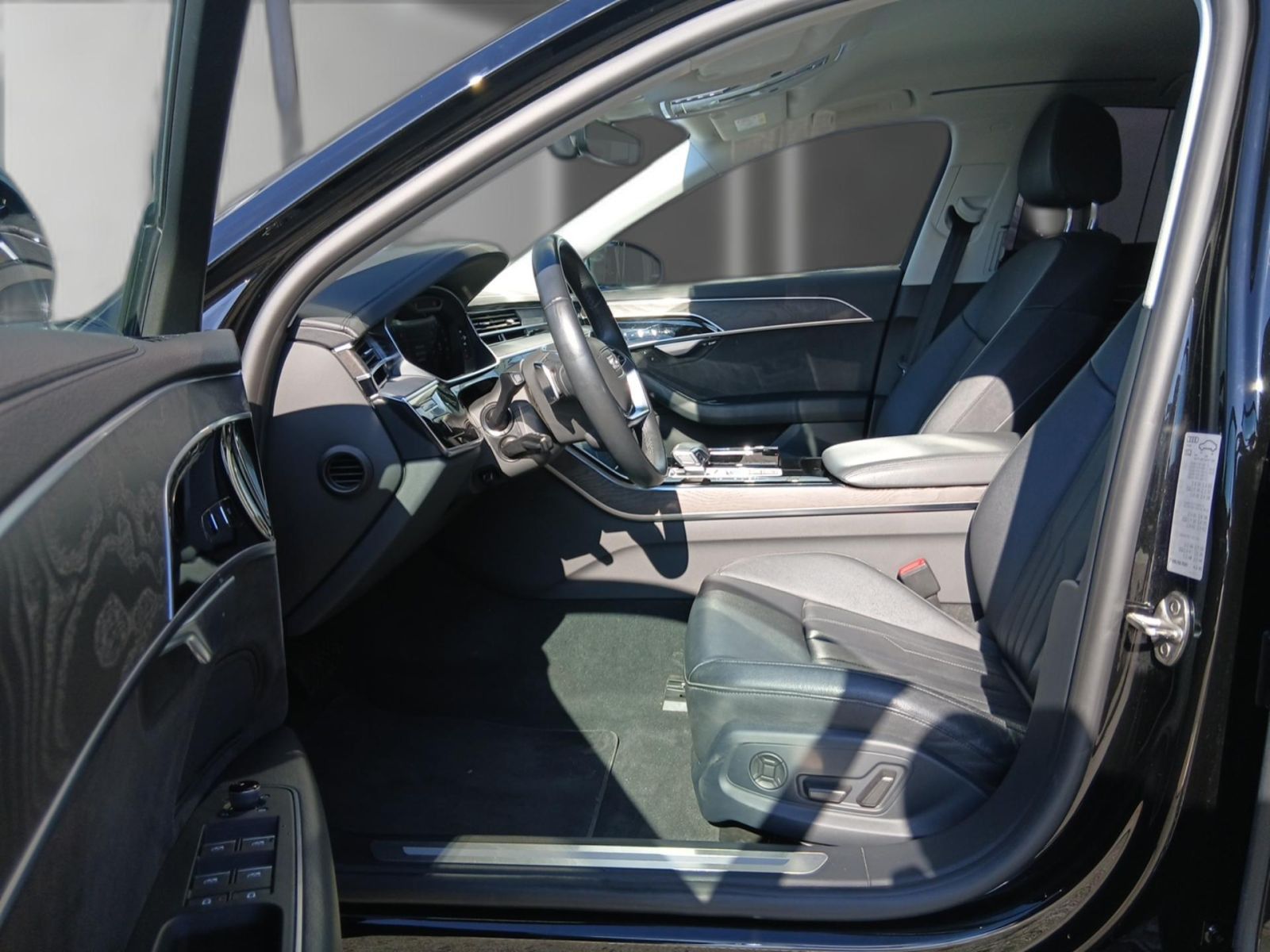 Audi A8 - Bild 10