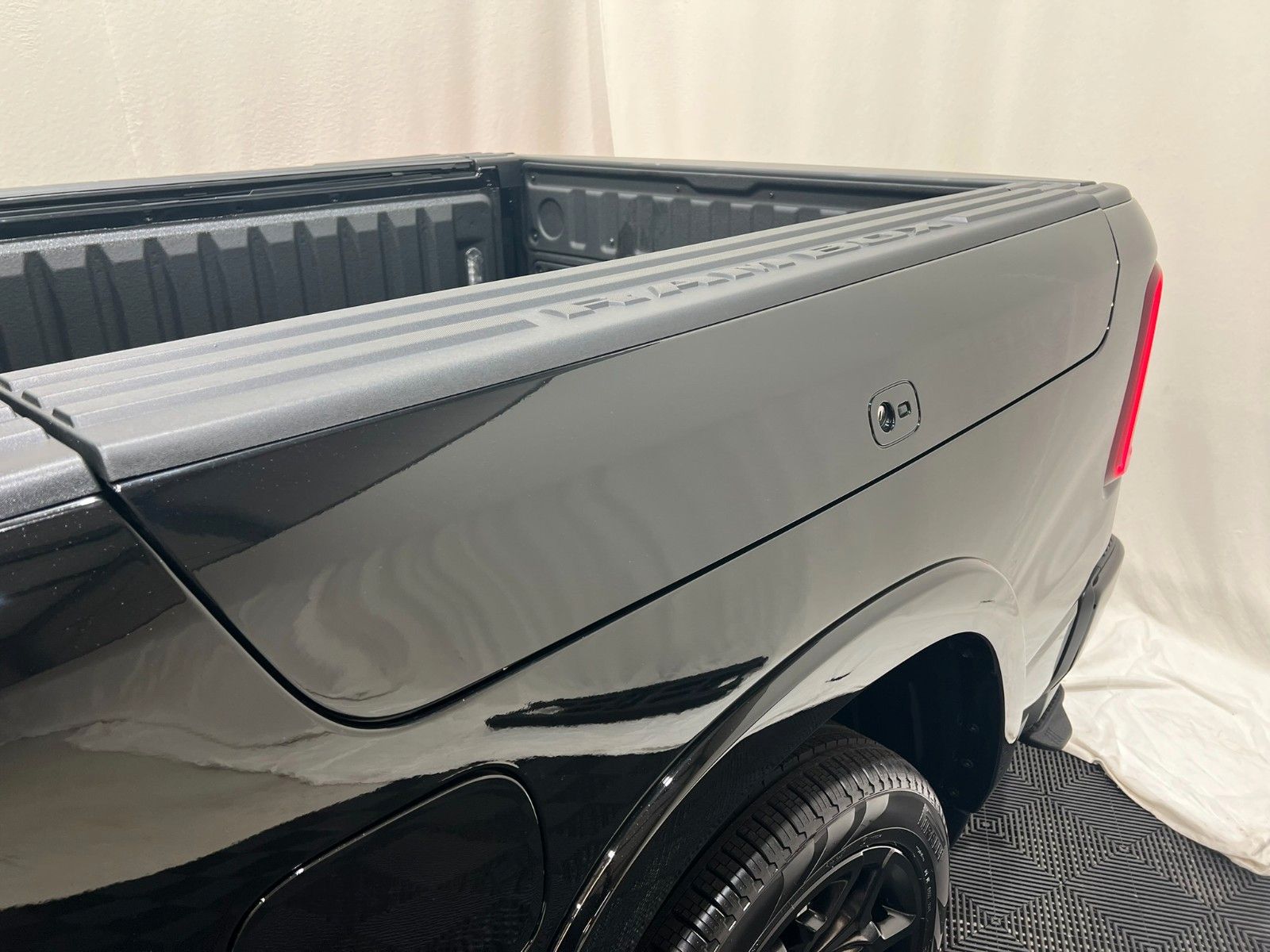 Fahrzeugabbildung Dodge RAM 1500 Limited Night  H/O 3.0L