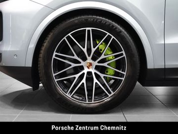 Porsche Cayenne - 6
